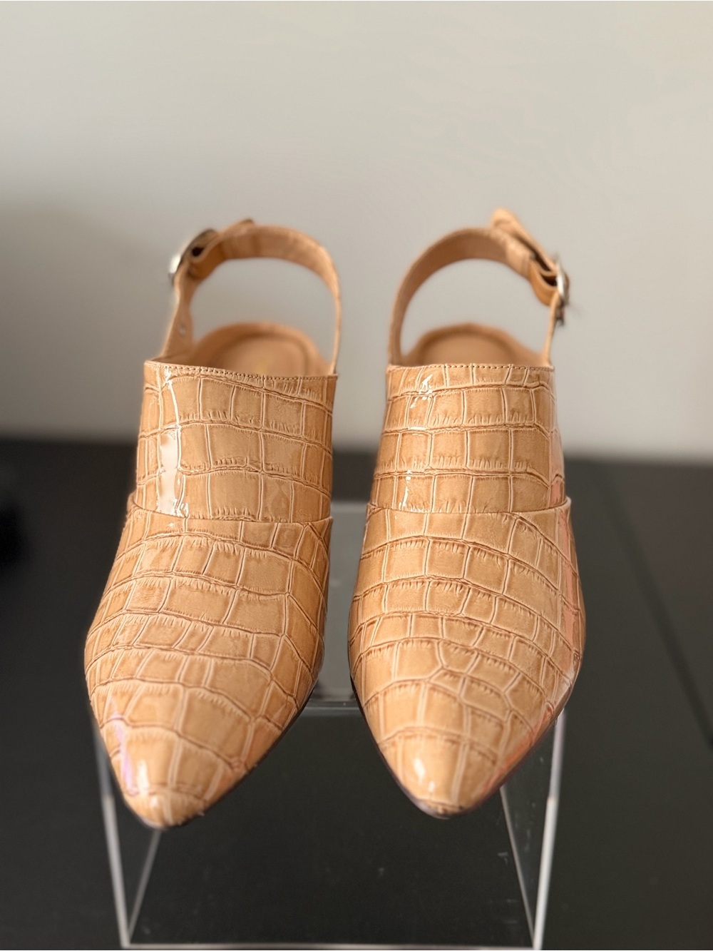 Chase + Chloe Croc-Embossed Slingback Heels in Tan Patent